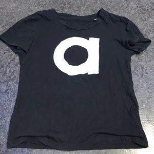 Adidas tee shirt. Size (S)